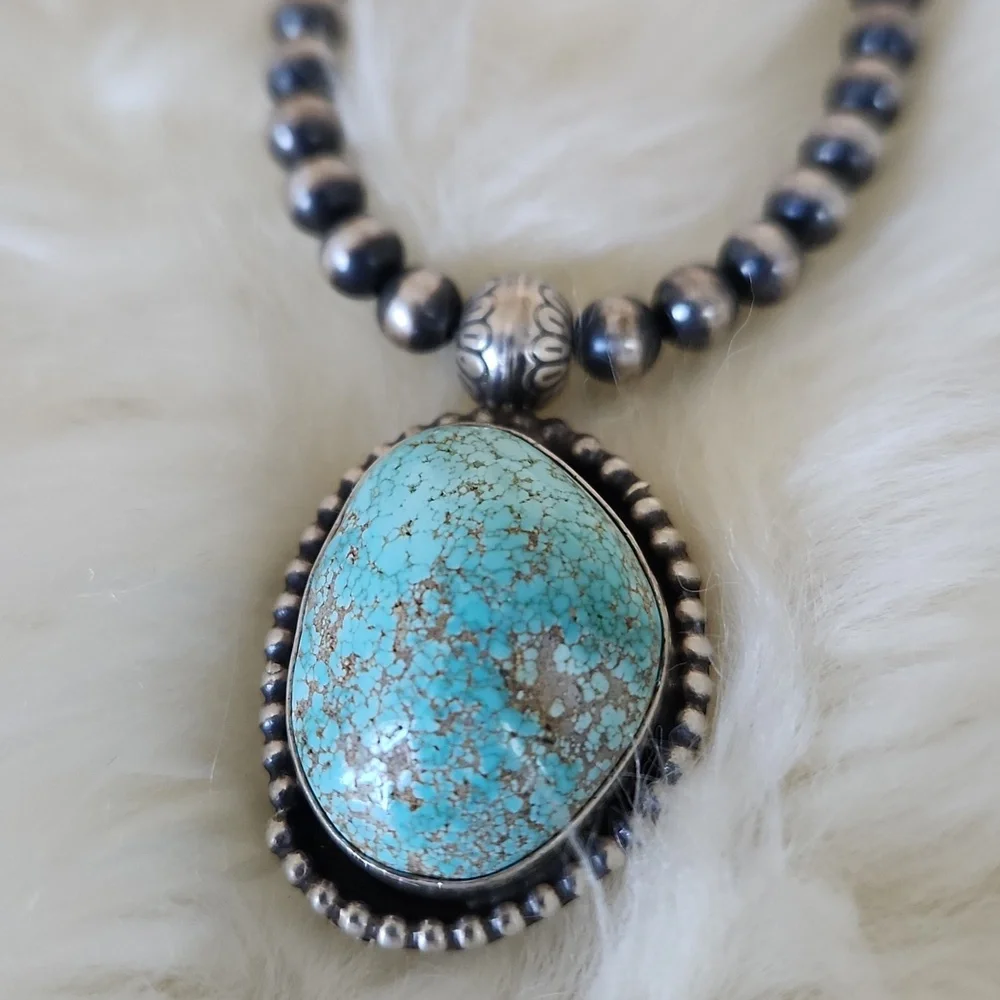 Besutuful NWT Native American Navajo Turquoise Pendant & Pearl Necklace 🩵🩶♥️🎁 - Picture 3 of 16